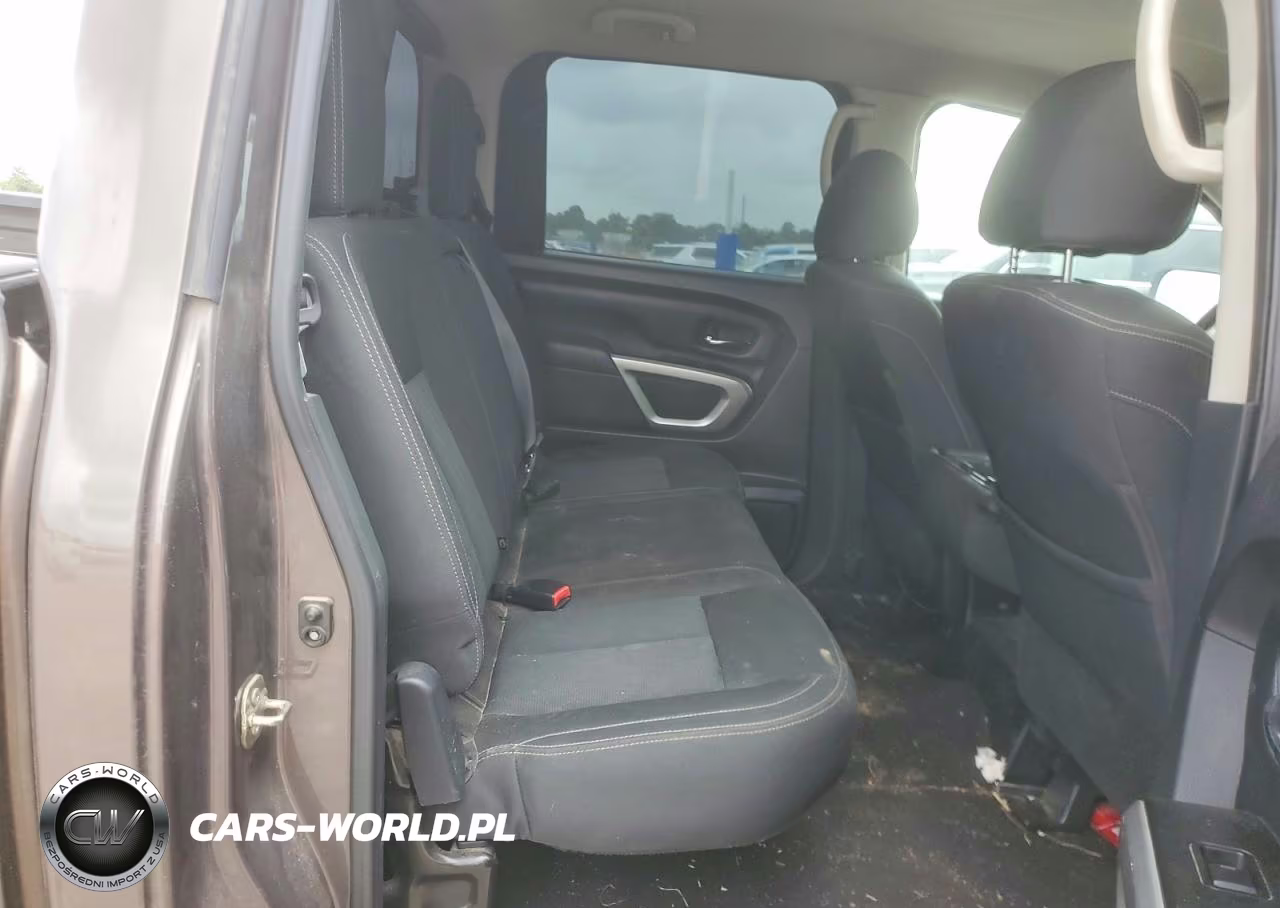 2017 Nissan Titan S VIN:1N6AA1EK8HN533131 - 10