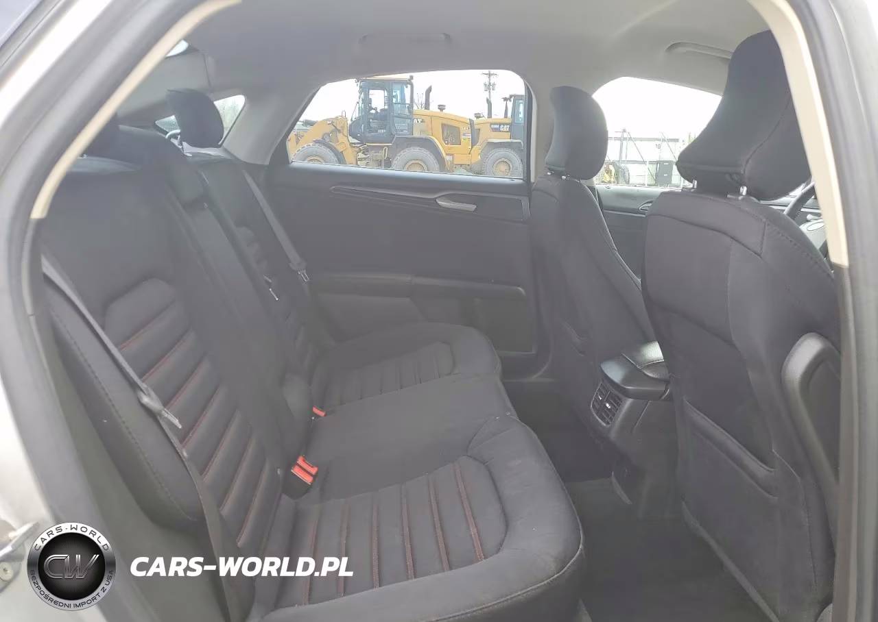 2016 Ford Fusion Se VIN:3FA6P0HD5GR243297 - 10