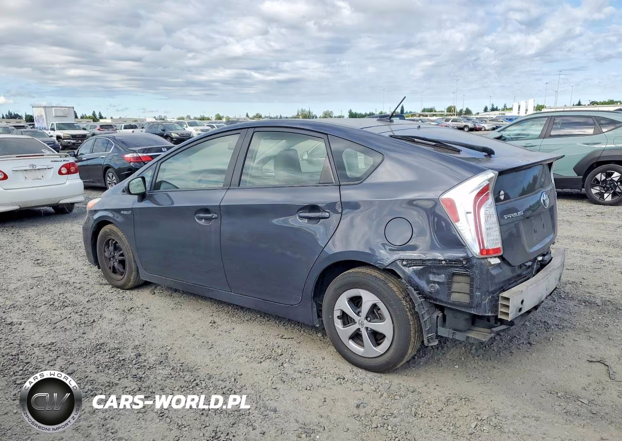 2014 Toyota Prius Three VIN:JTDKN3DU4E1780160 - 2