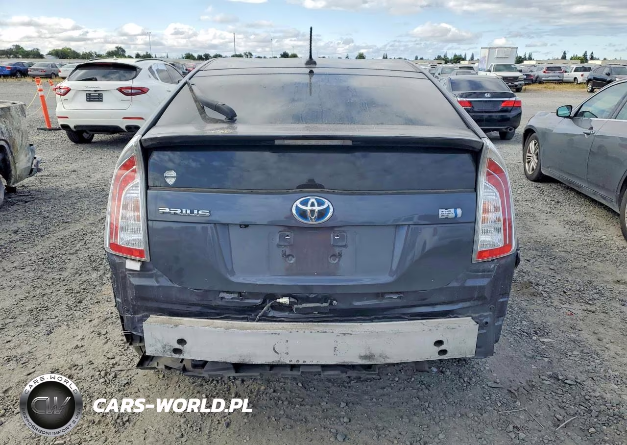 2014 Toyota Prius Three VIN:JTDKN3DU4E1780160 - 6