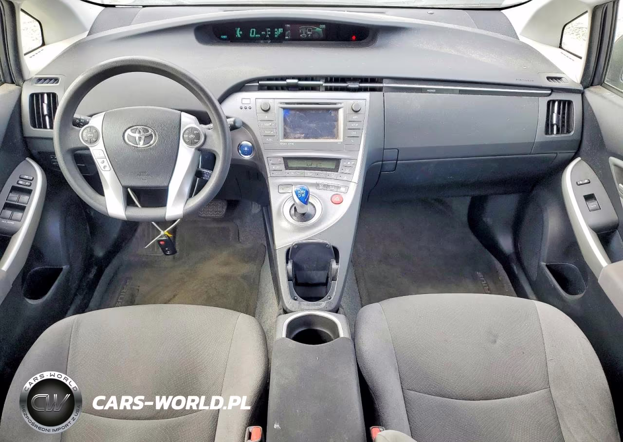 2014 Toyota Prius Three VIN:JTDKN3DU4E1780160 - 8
