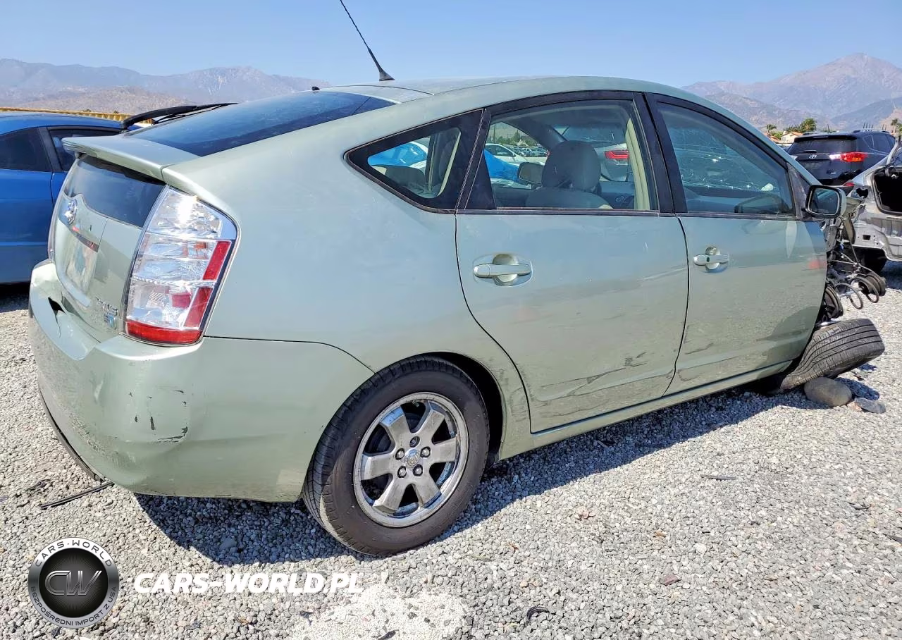 2007 Toyota Prius Base VIN:JTDKB20UX73273702 - 3
