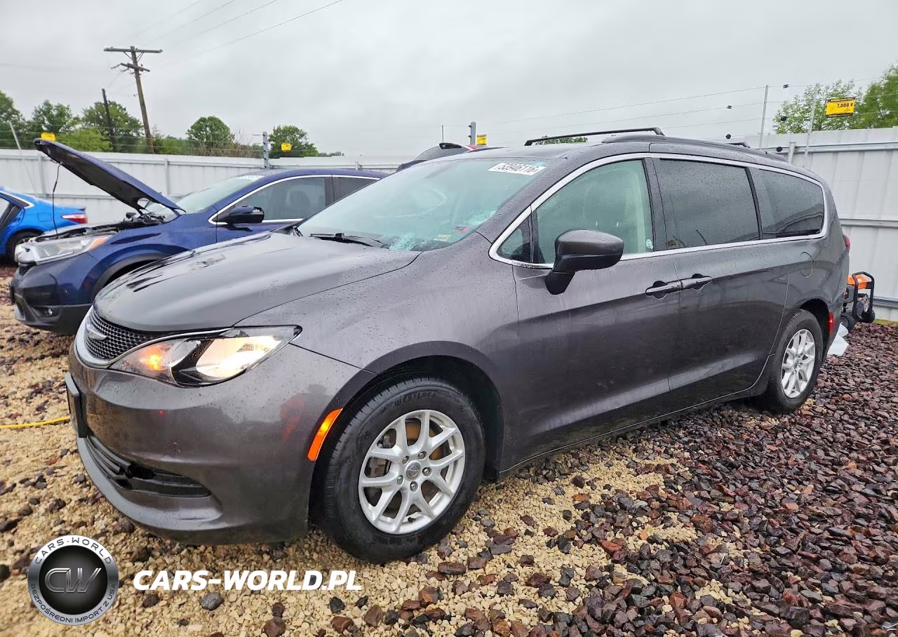 2020 Chrysler Voyager Lxi