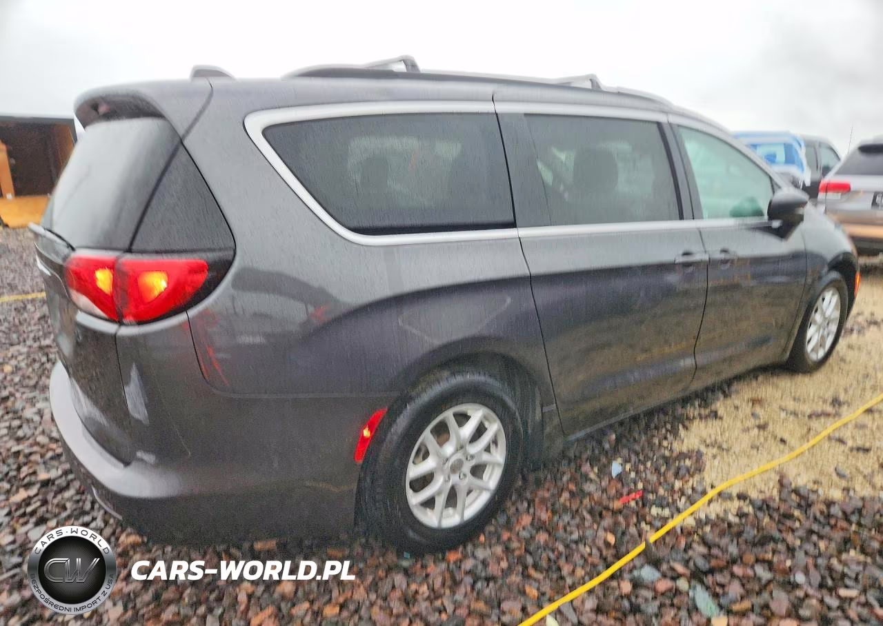 2020 Chrysler Voyager Lxi VIN:2C4RC1DG6LR264734 - 3