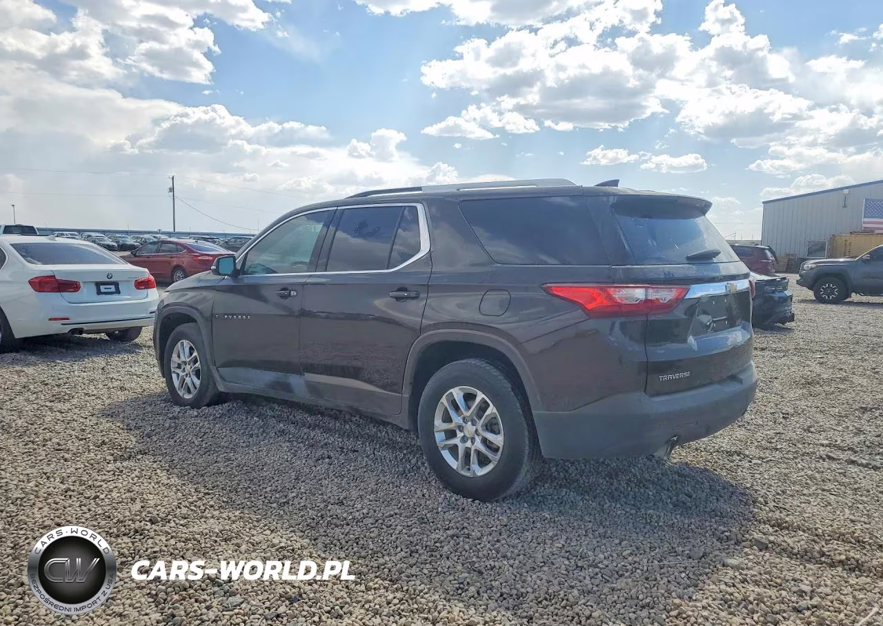 2018 Chevrolet Traverse Lt VIN:1GNERGKW9JJ215482 - 2