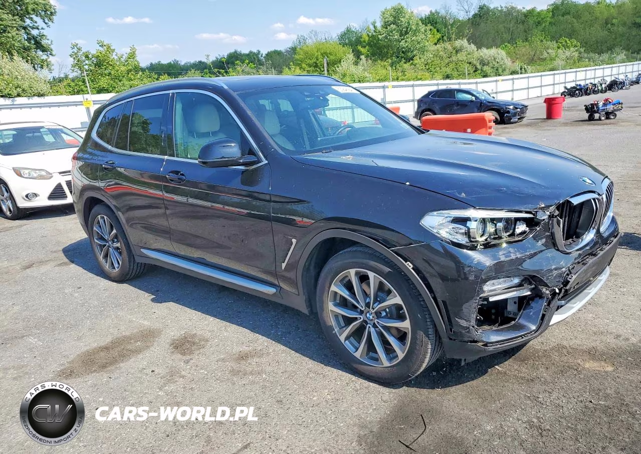 2019 BMW X3 xDrive30I VIN:5UXTR9C54KLE11015 - 4