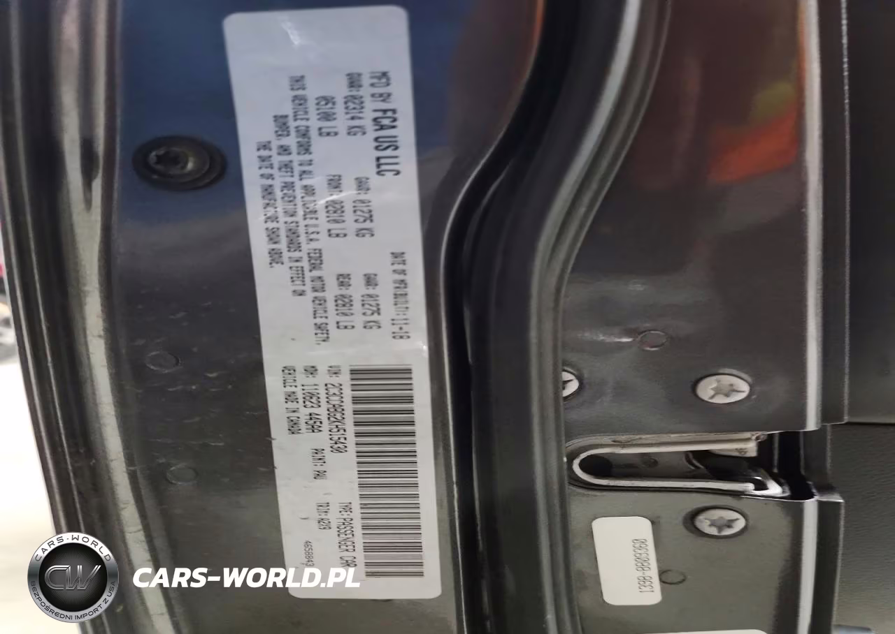 2019 Chrysler 300 S VIN:2C3CCABG2KH515430 - 13