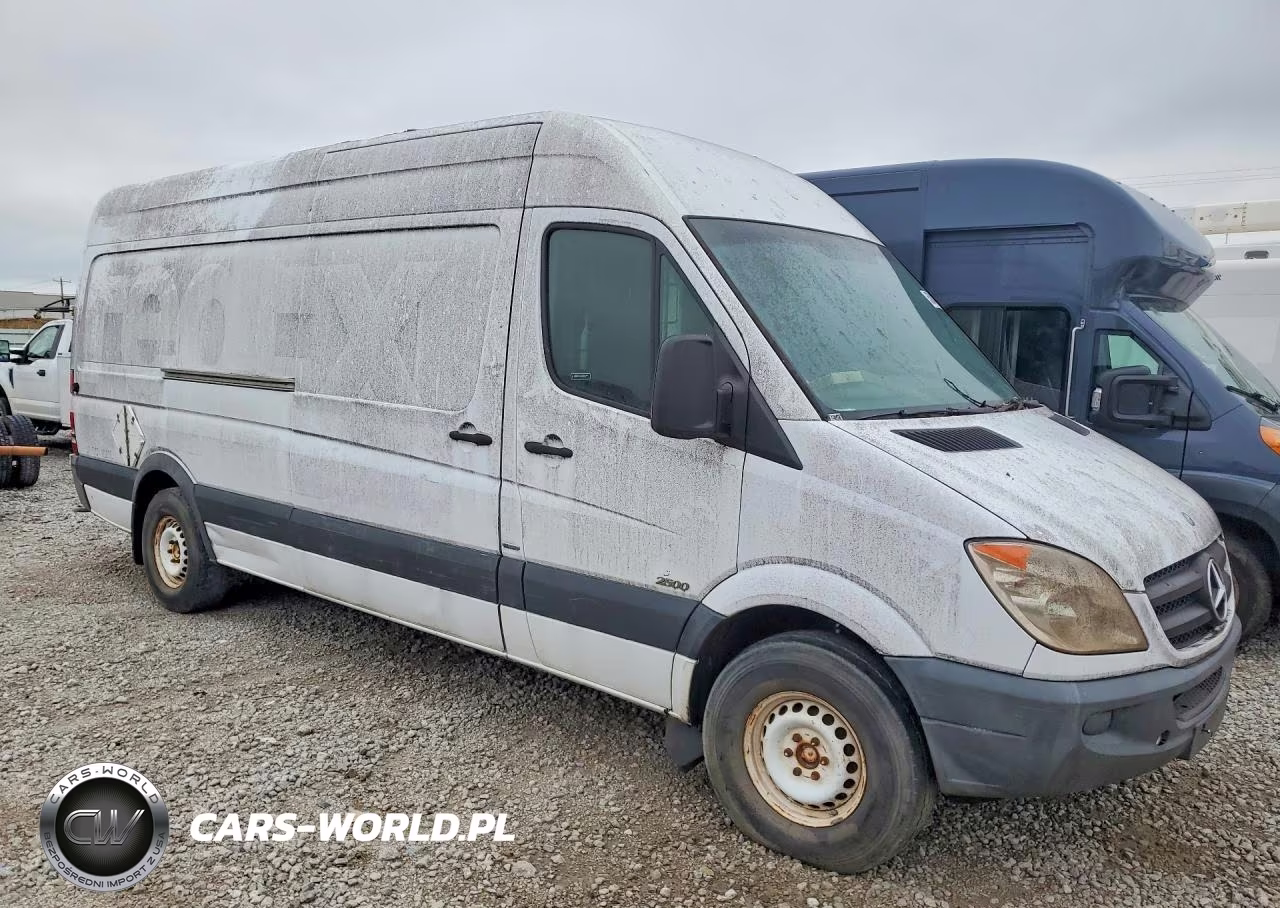 2012 Mercedes Benz Sprinter 2500 Delivery Van VIN:WD3PE8CB6C5693007 - 4