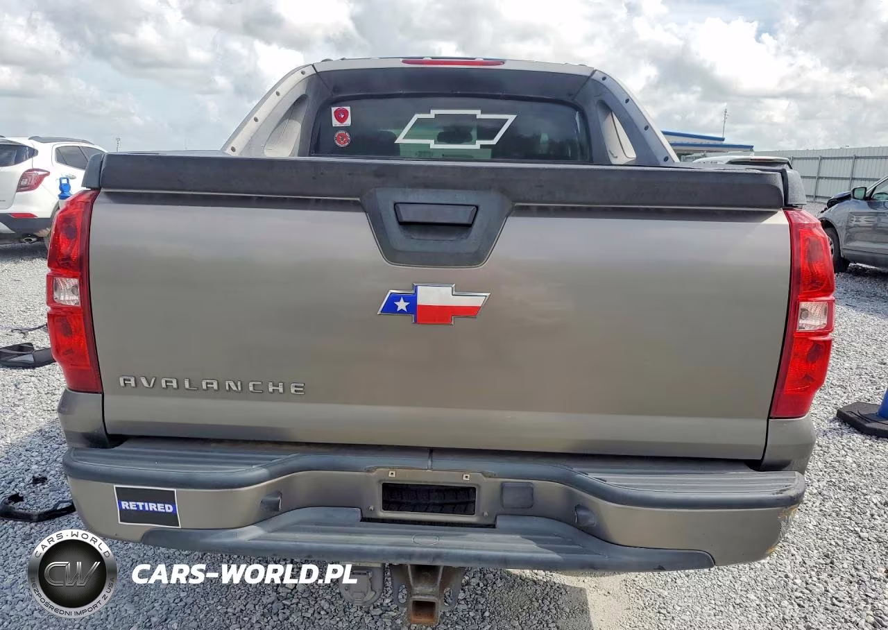 2007 Chevrolet Avalanche C1500 VIN:3GNEC12057G114749 - 6