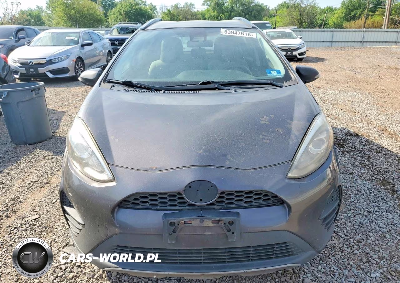 2018 Toyota Prius C VIN:JTDKDTB39J1608701 - 5