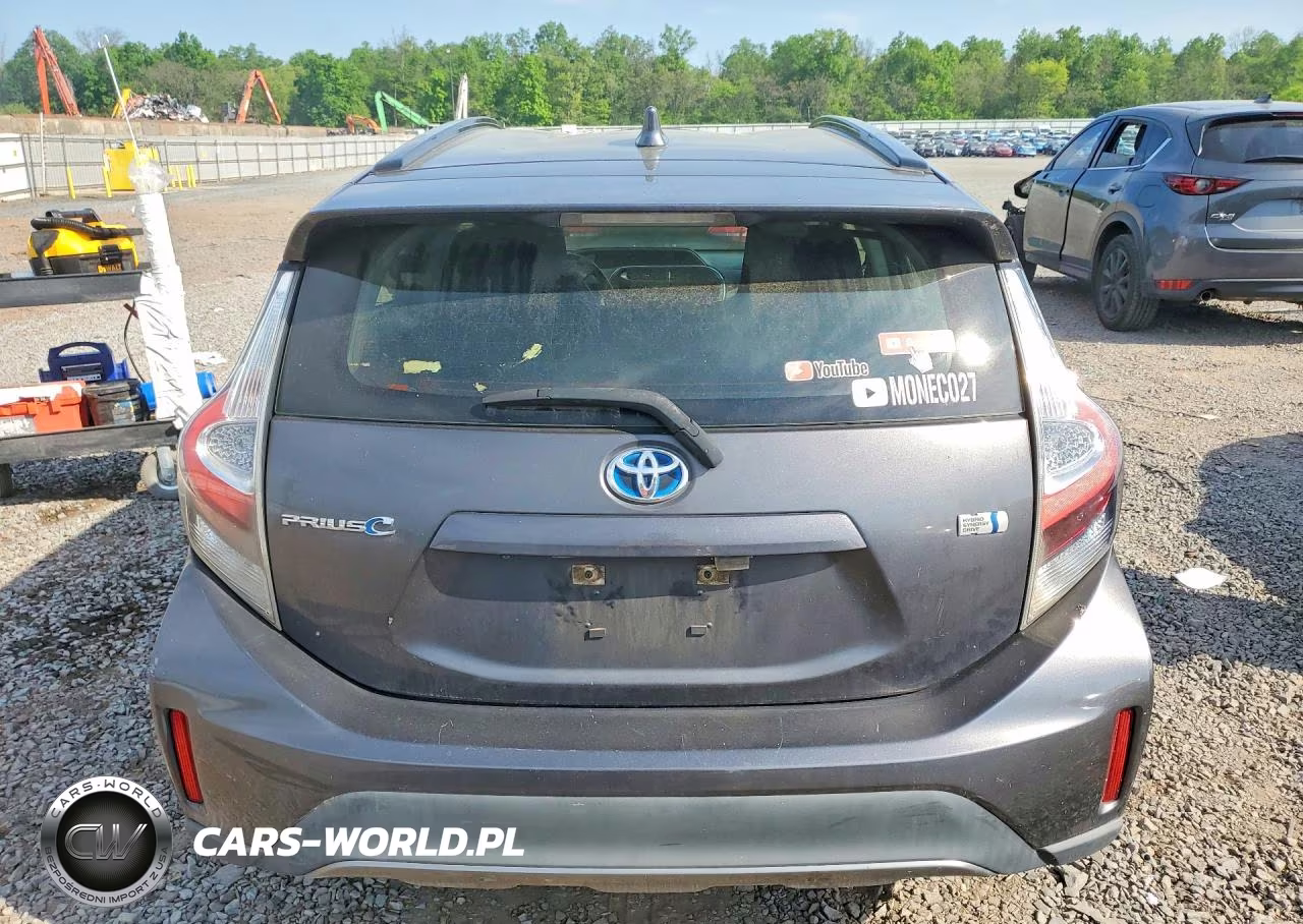 2018 Toyota Prius C VIN:JTDKDTB39J1608701 - 6