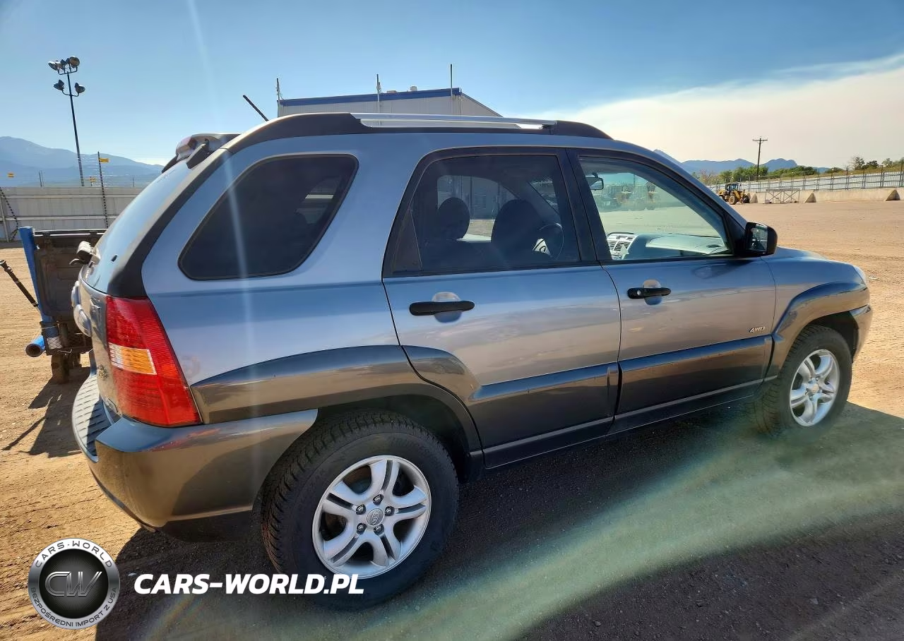 2007 Kia Sportage Lx VIN:KNDJE723977312311 - 3