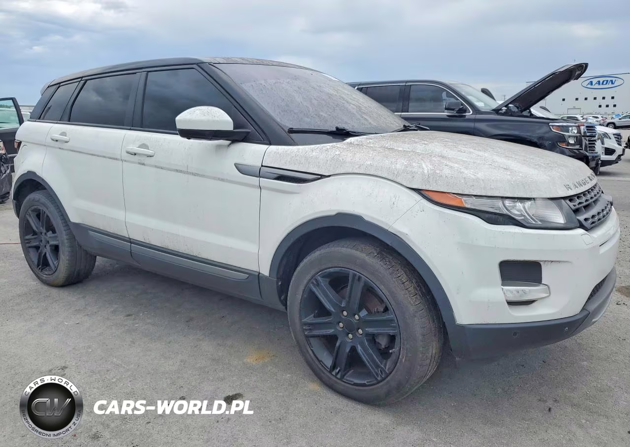 2015 Land Rover Range Rover Evoque Pure Premium VIN:SALVR2BG4FH041011 - 4