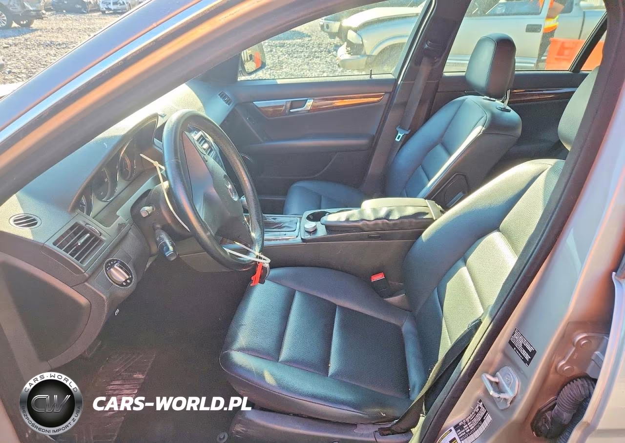 2009 Mercedes-Benz C 300 VIN:WDDGF54X59F233762 - 7
