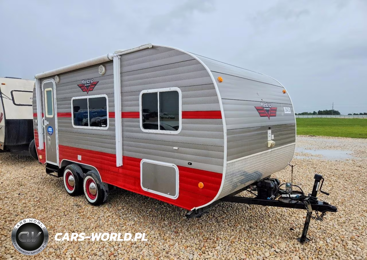 2018 Riverside Retro Camper – zdjęcie 1 z 10