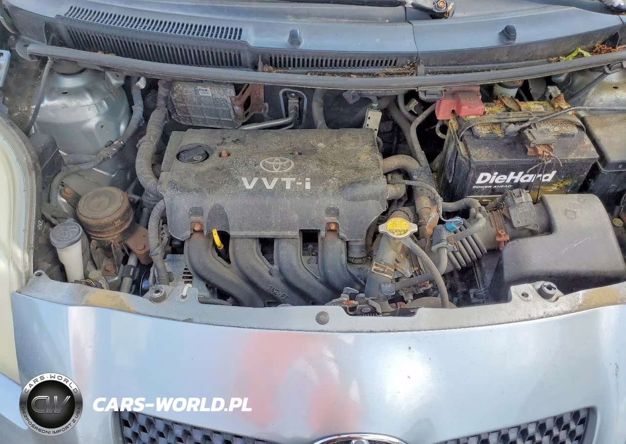 2007 Toyota Yaris Base VIN:JTDJT923075076435 - 11
