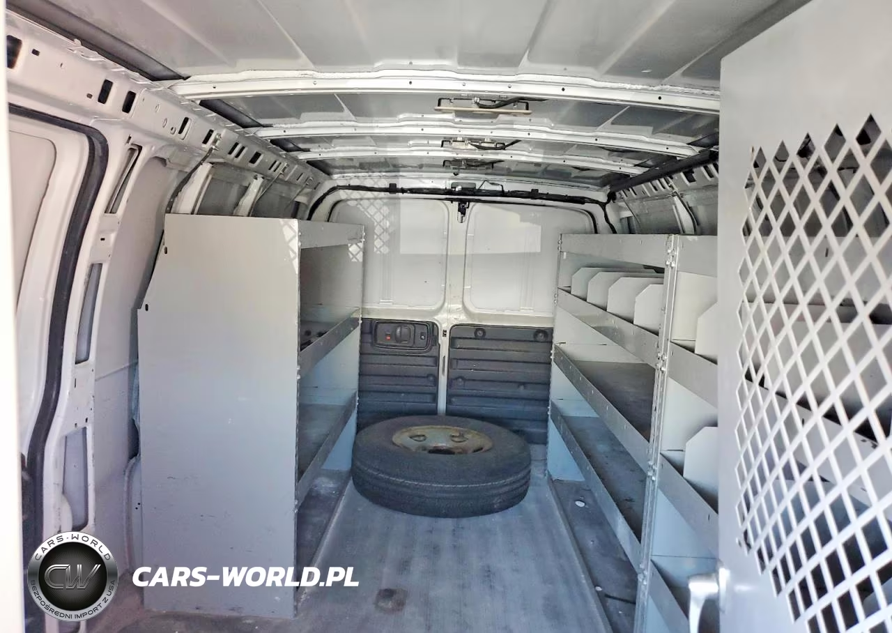 2016 Chevrolet Express G2500 VIN:1GCWGBFF1G1310451 - 10