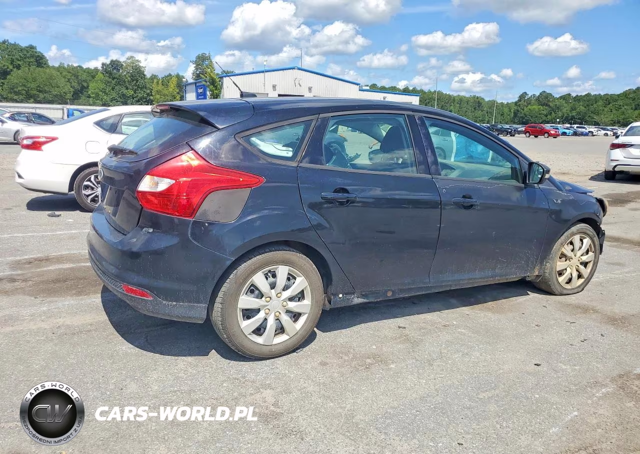 2012 Ford Focus Se VIN:1FAHP3K25CL269991 - 3