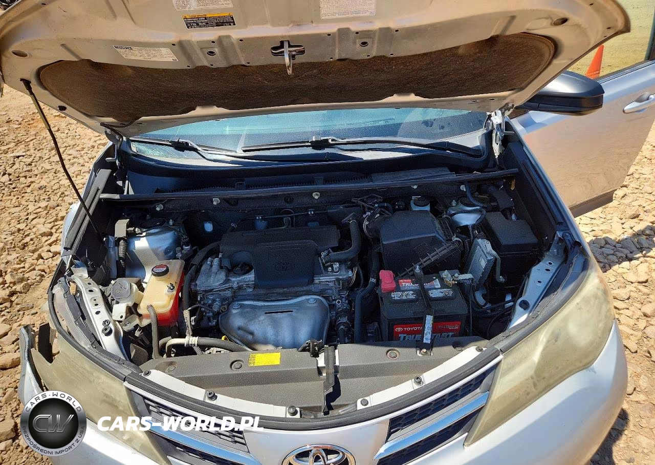 2015 Toyota Rav4 Le VIN:JTMZFREV0FD049327 - 12