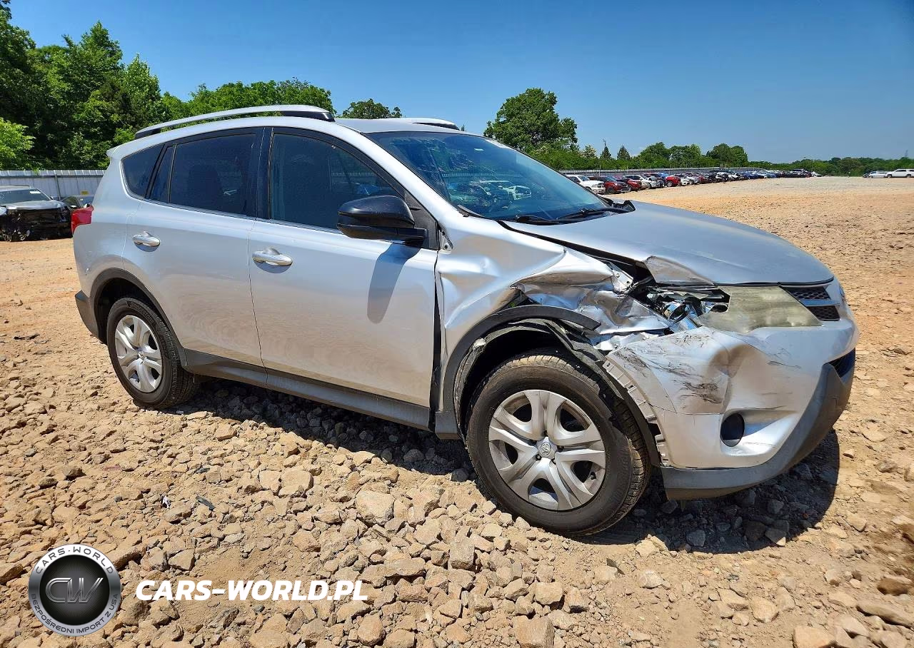 2015 Toyota Rav4 Le VIN:JTMZFREV0FD049327 - 4