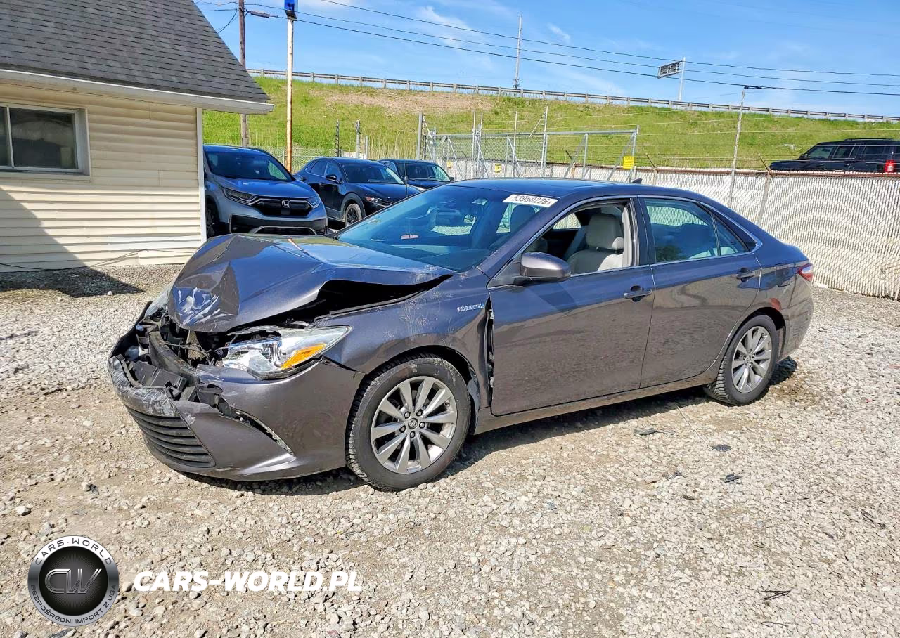 2015 Toyota Camry Hybrid Xle