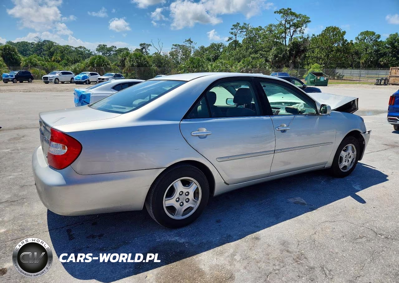 2003 Toyota Camry Le V6 VIN:4T1BF32K03U043205 - 3