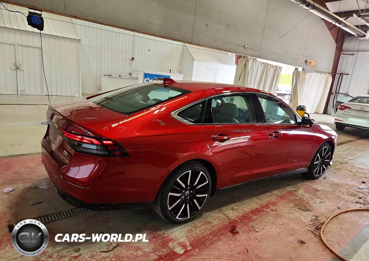 2024 Honda Accord Touring Hybrid VIN:1HGCY2F88RA020620 - 3