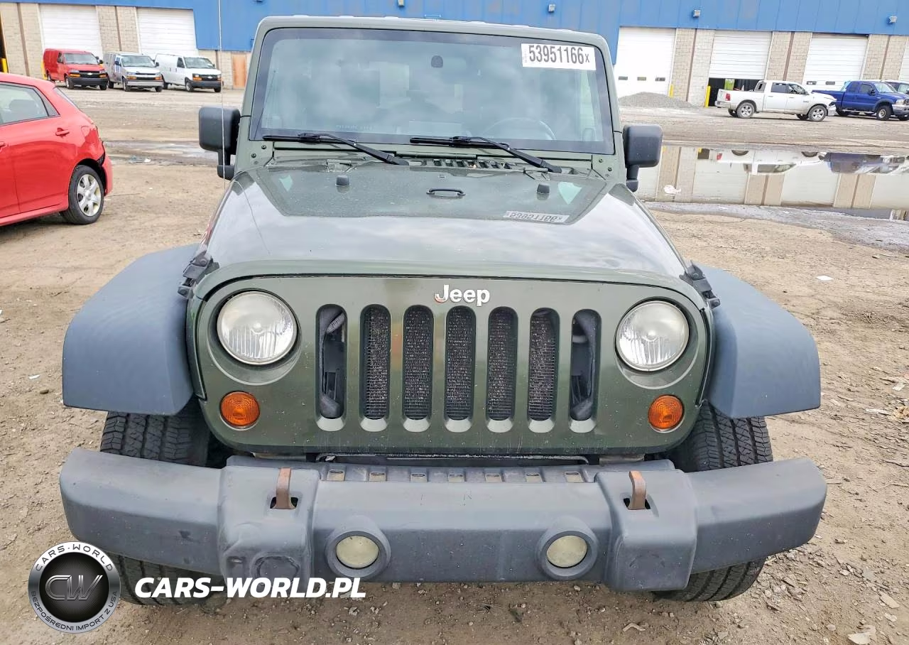 2008 Jeep Wrangler Unlimited X VIN:1J4GA391X8L583643 - 5