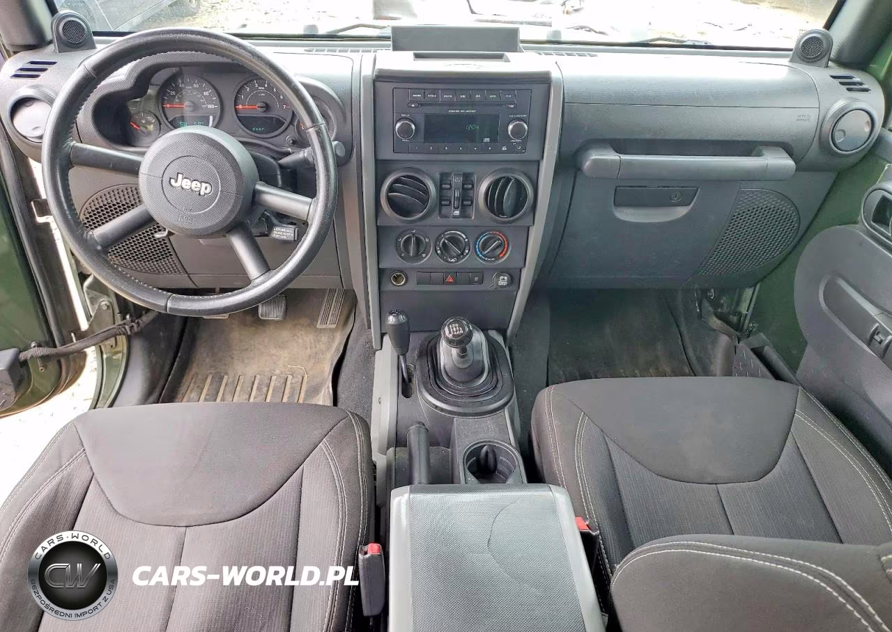 2008 Jeep Wrangler Unlimited X VIN:1J4GA391X8L583643 - 8