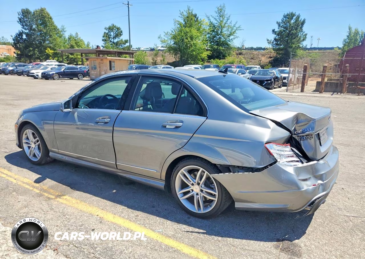 2014 Mercedes-Benz C 250 VIN:WDDGF4HB0ER306036 - 2