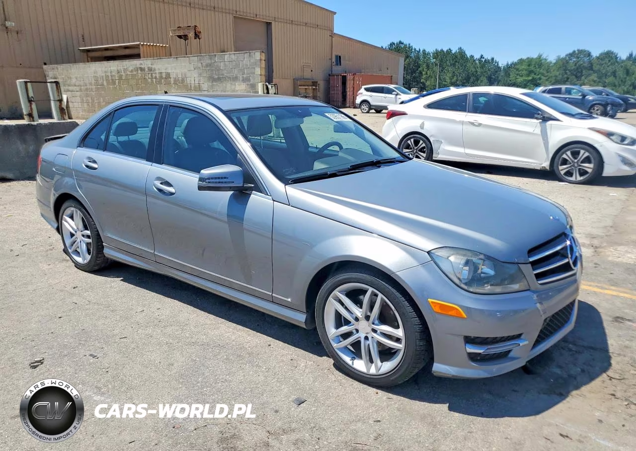 2014 Mercedes-Benz C 250 VIN:WDDGF4HB0ER306036 - 4