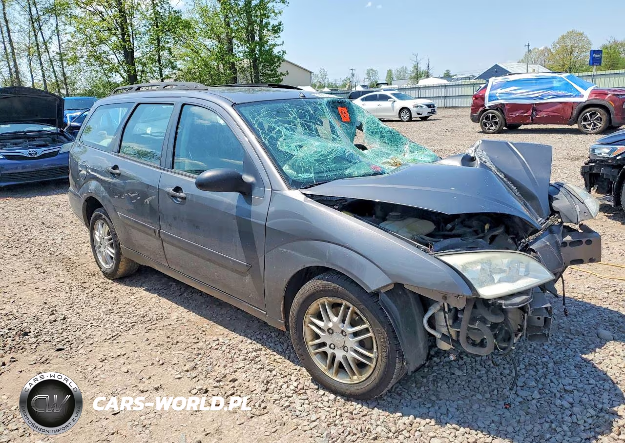 2005 Ford Focus VIN:1FAHP36N45W250645 - 4