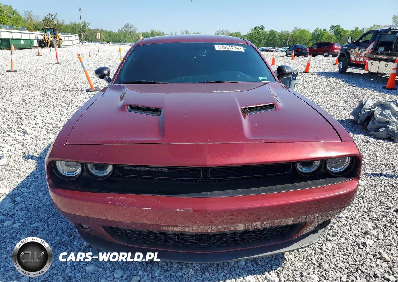 2018 Dodge Challenger Sxt VIN:2C3CDZAG2JH322495 - 5