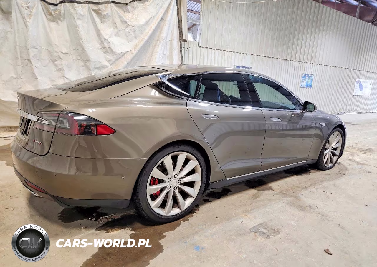 2015 Tesla Model S P85D VIN:5YJSA1H49FF095882 - 3