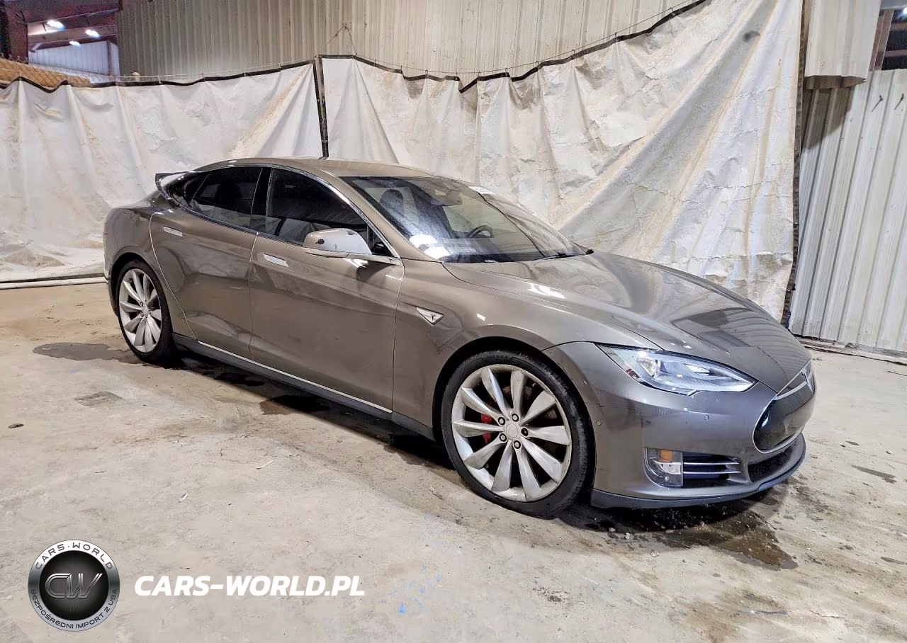 2015 Tesla Model S P85D VIN:5YJSA1H49FF095882 - 4