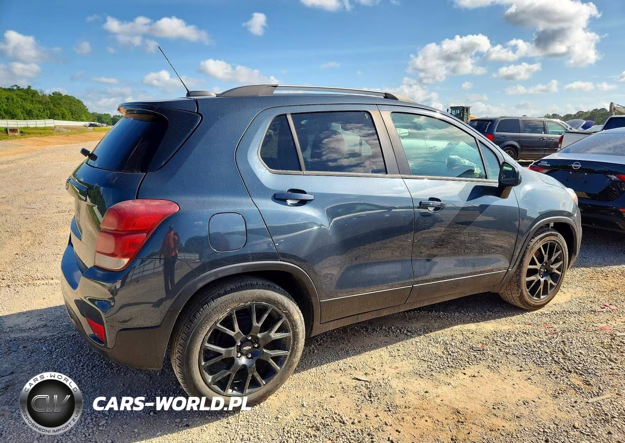 2021 Chevrolet Trax 1Lt VIN:KL7CJLSM4MB368006 - 3