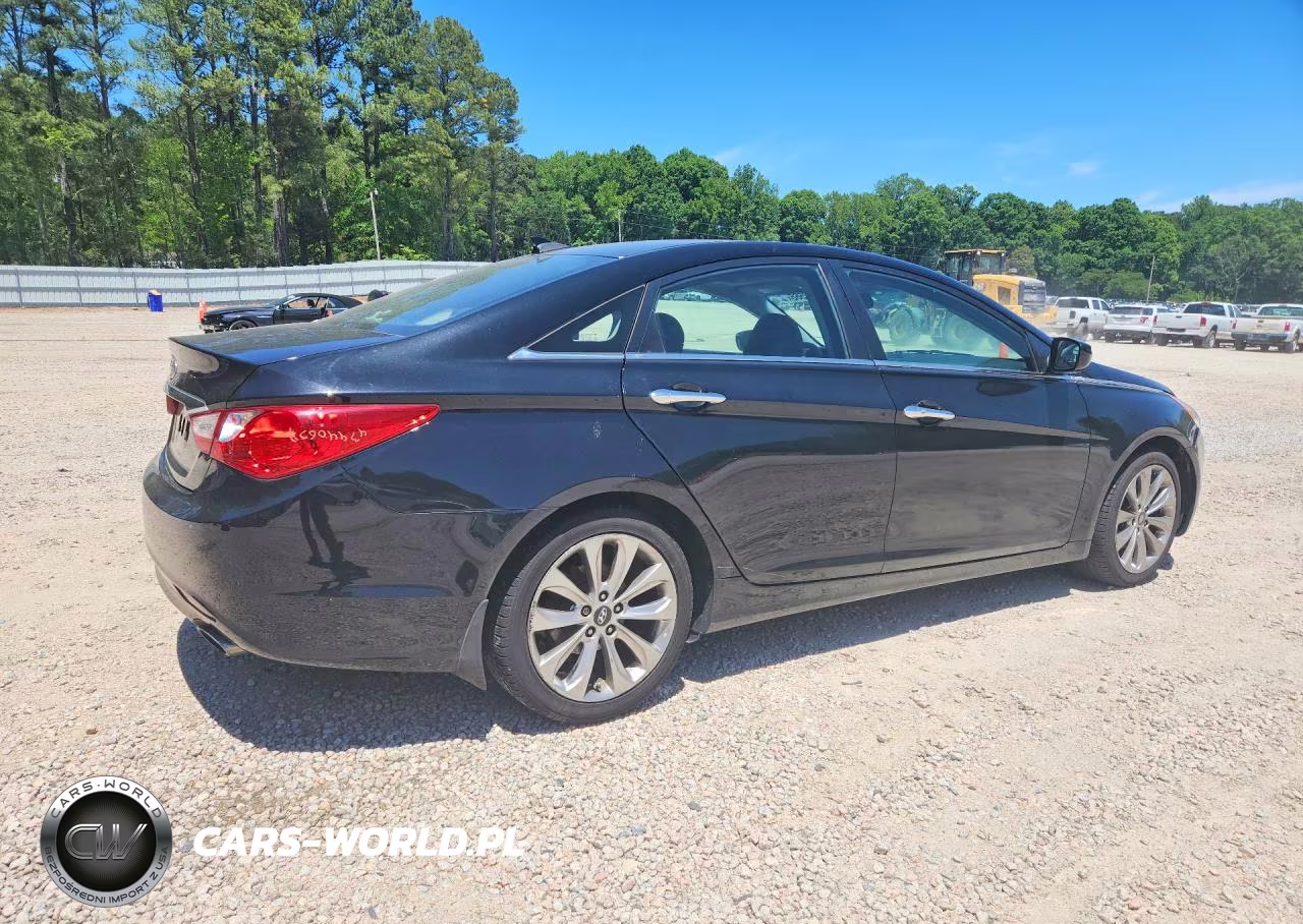 2013 Hyundai Sonata Se VIN:5NPEC4AC4DH774919 - 3