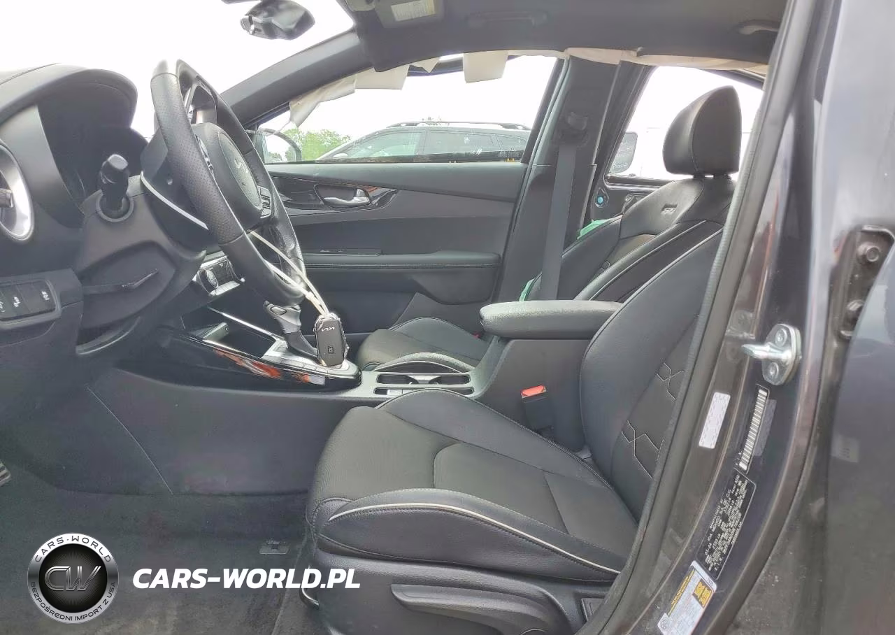 2024 Kia Forte Gt Line VIN:3KPF54AD3RE746208 - 7