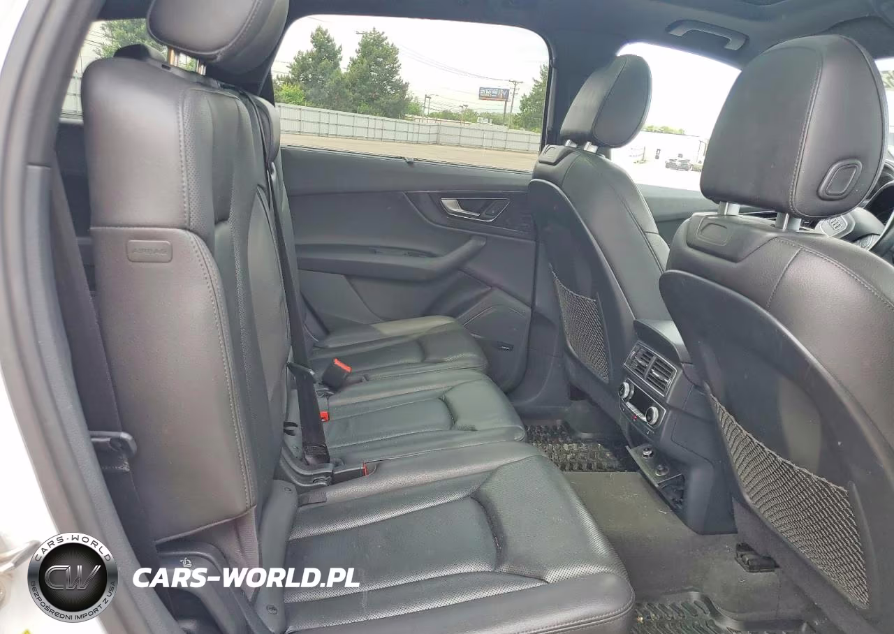 2017 Audi Q7 Prestige VIN:WA1VABF75HD019161 - 11