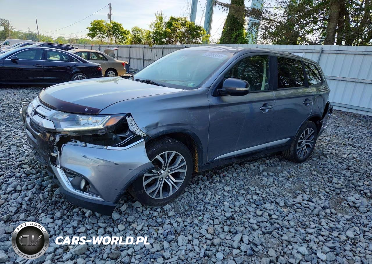 2017 Mitsubishi Outlander Se – zdjęcie 1 z 13