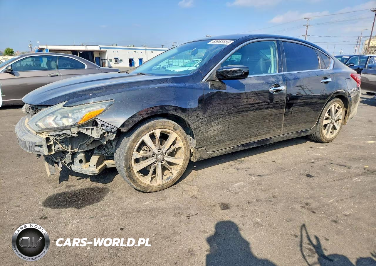 2018 Nissan Altima – zdjęcie 1 z 13