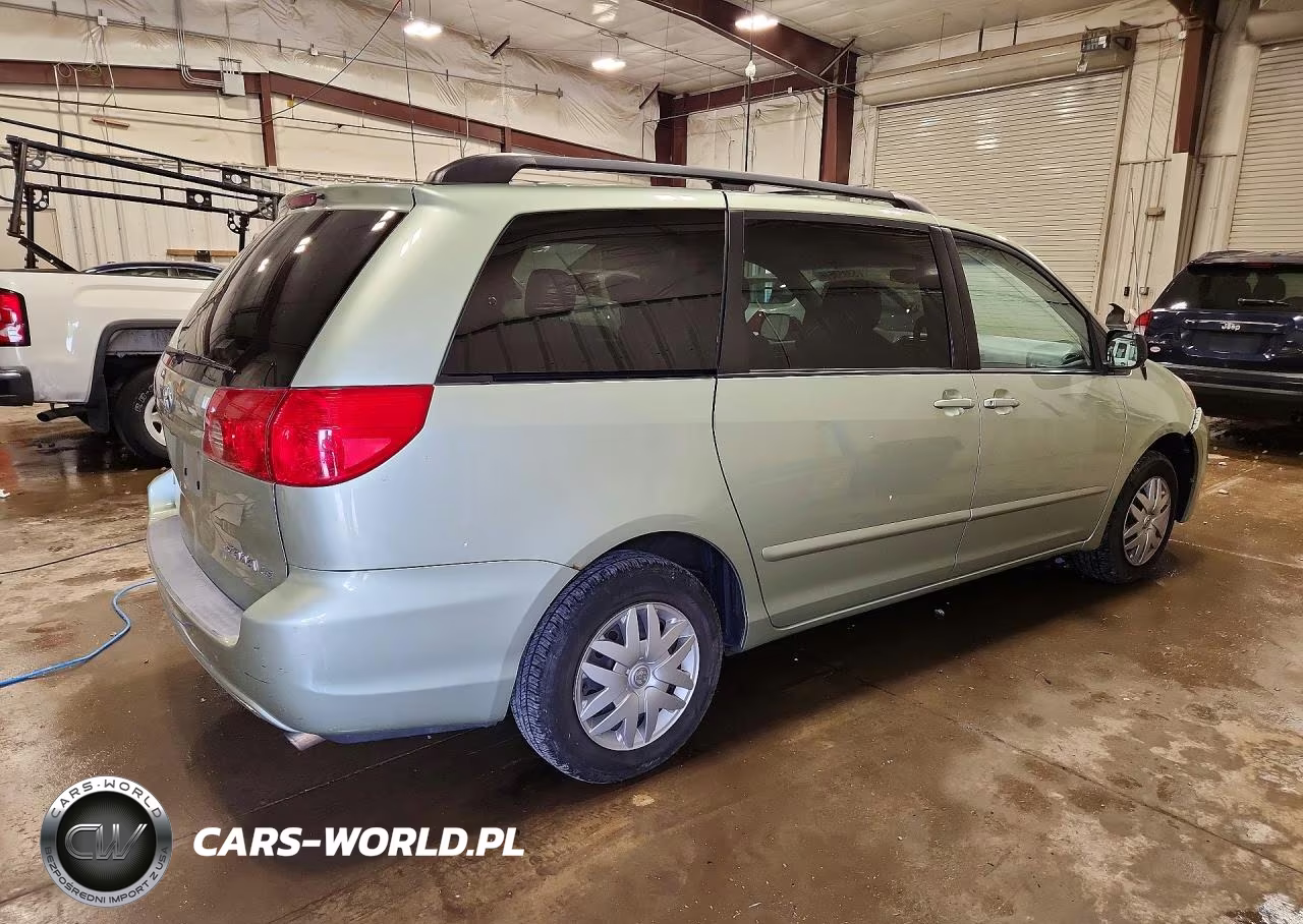 2007 Toyota Sienna Le 7-Passenger VIN:5TDZK23C37S053589 - 3