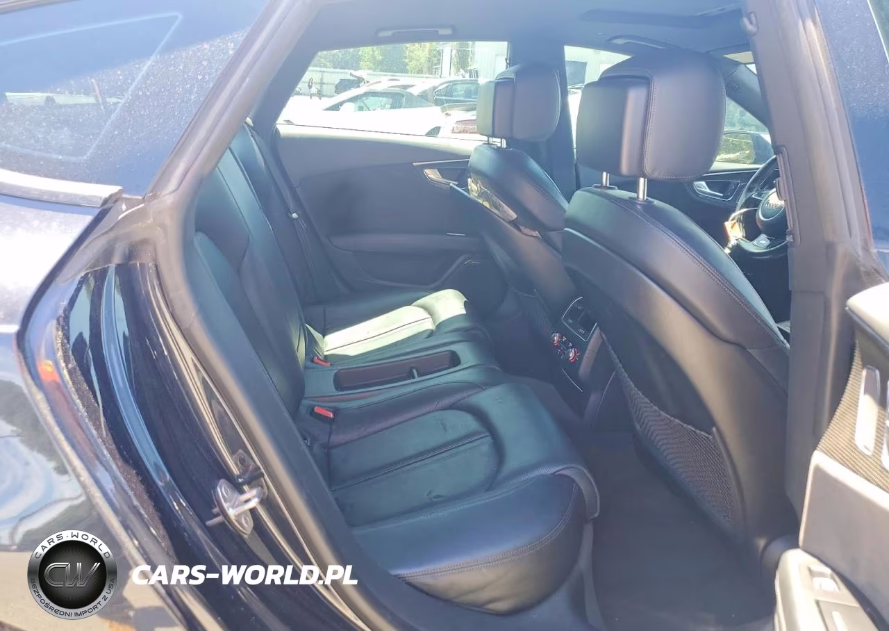 2017 Audi S7 Premium Plus VIN:WAUWFAFC7HN034304 - 10