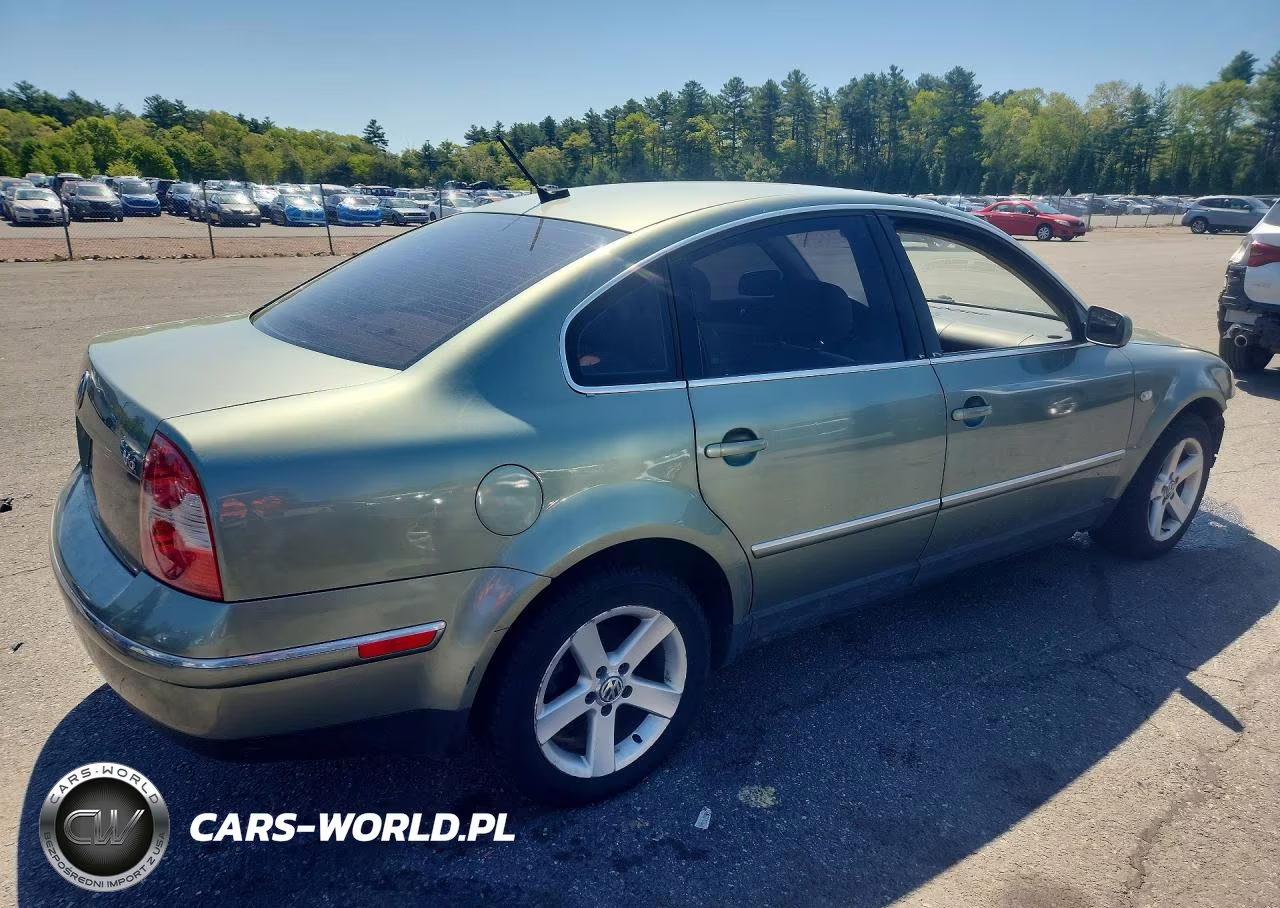 2004 Volkswagen Passat Glx VIN:WVWRH63B74P093595 - 3