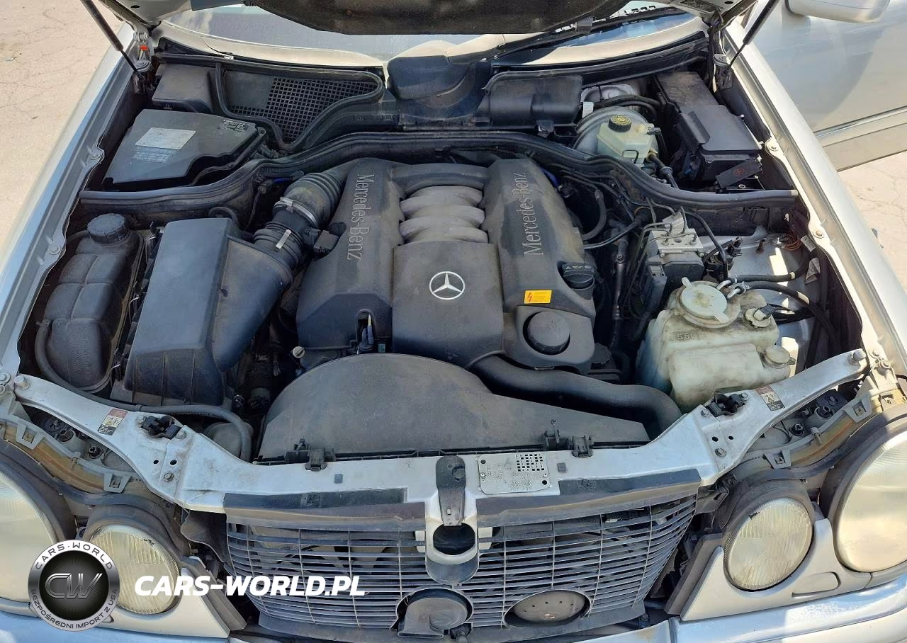 1998 Mercedes-Benz E 320 4Matic VIN:WDBJF82F1WX007332 - 11