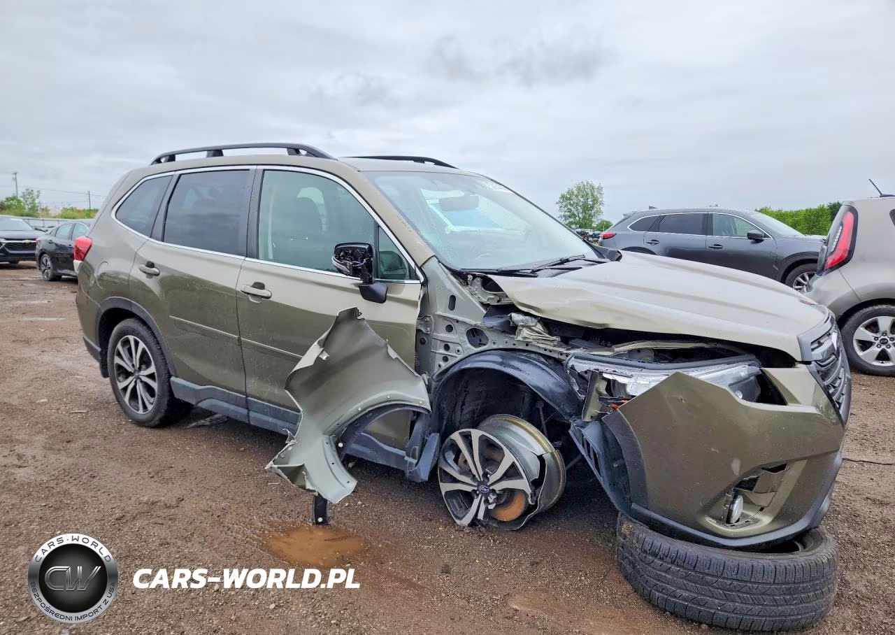 2023 Subaru Forester Limited VIN:JF2SKAPC4PH527125 - 4