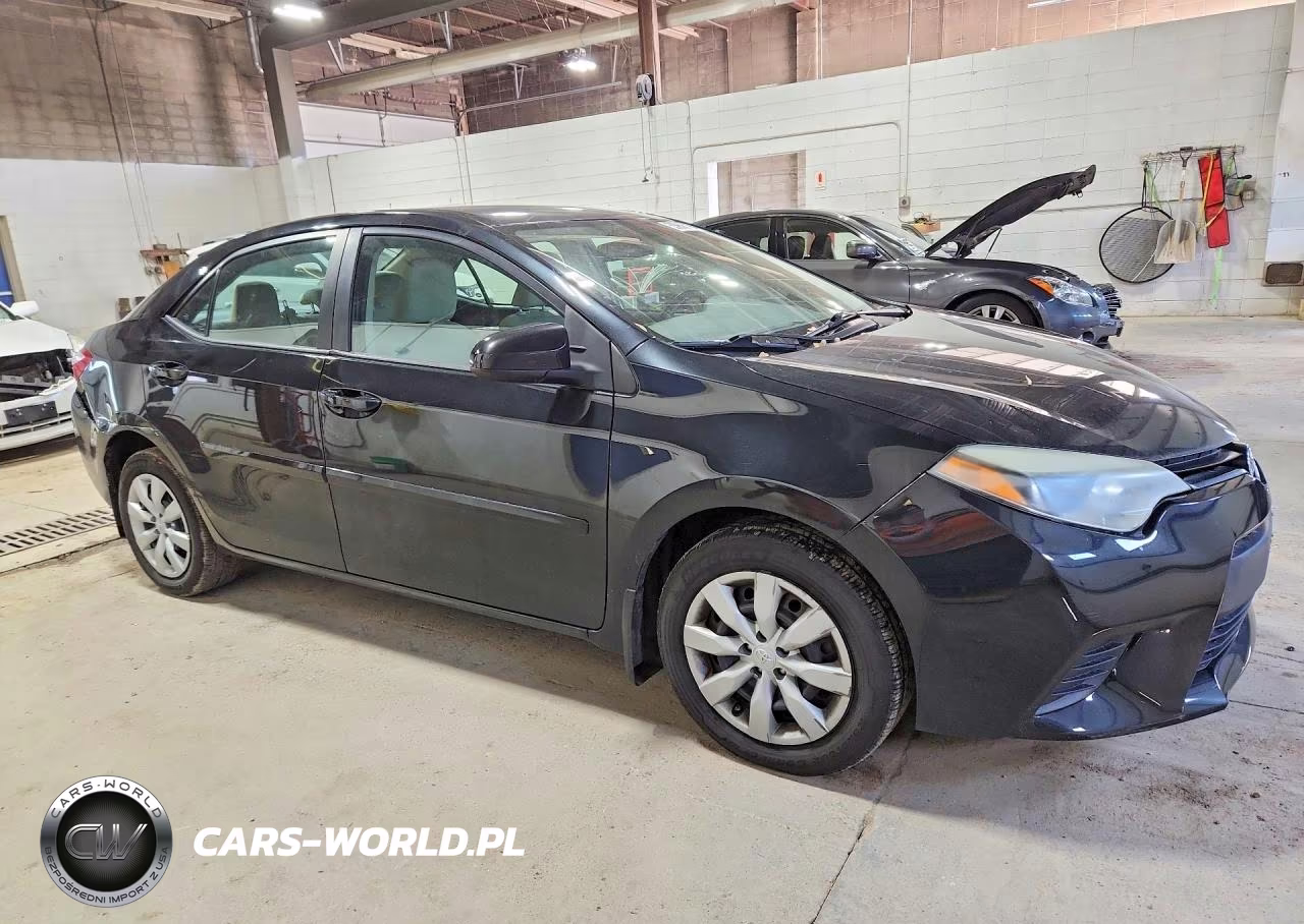 2014 Toyota Corolla Le VIN:5YFBURHE7EP010197 - 4