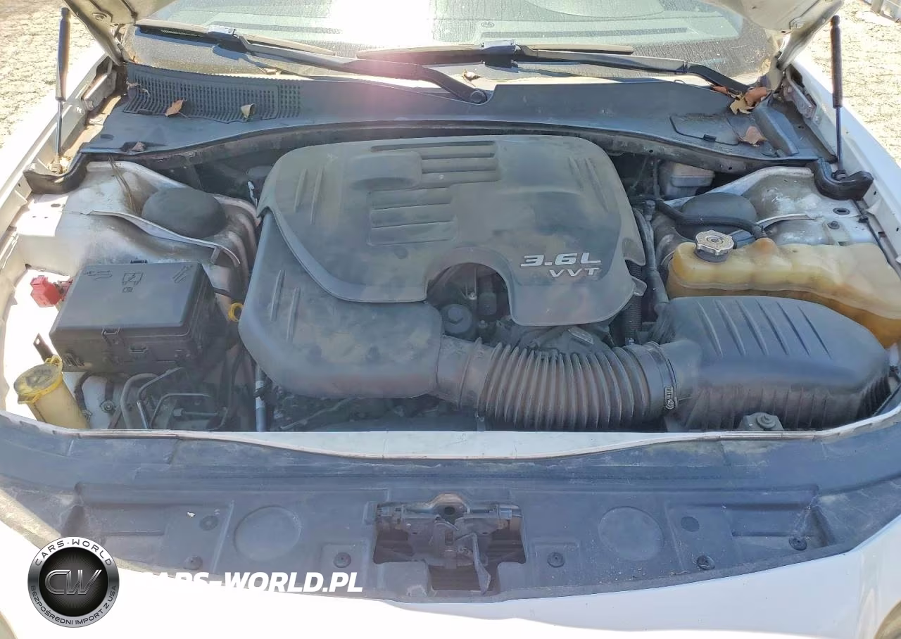 2013 Chrysler 300 S VIN:2C3CCABG7DH556316 - 11