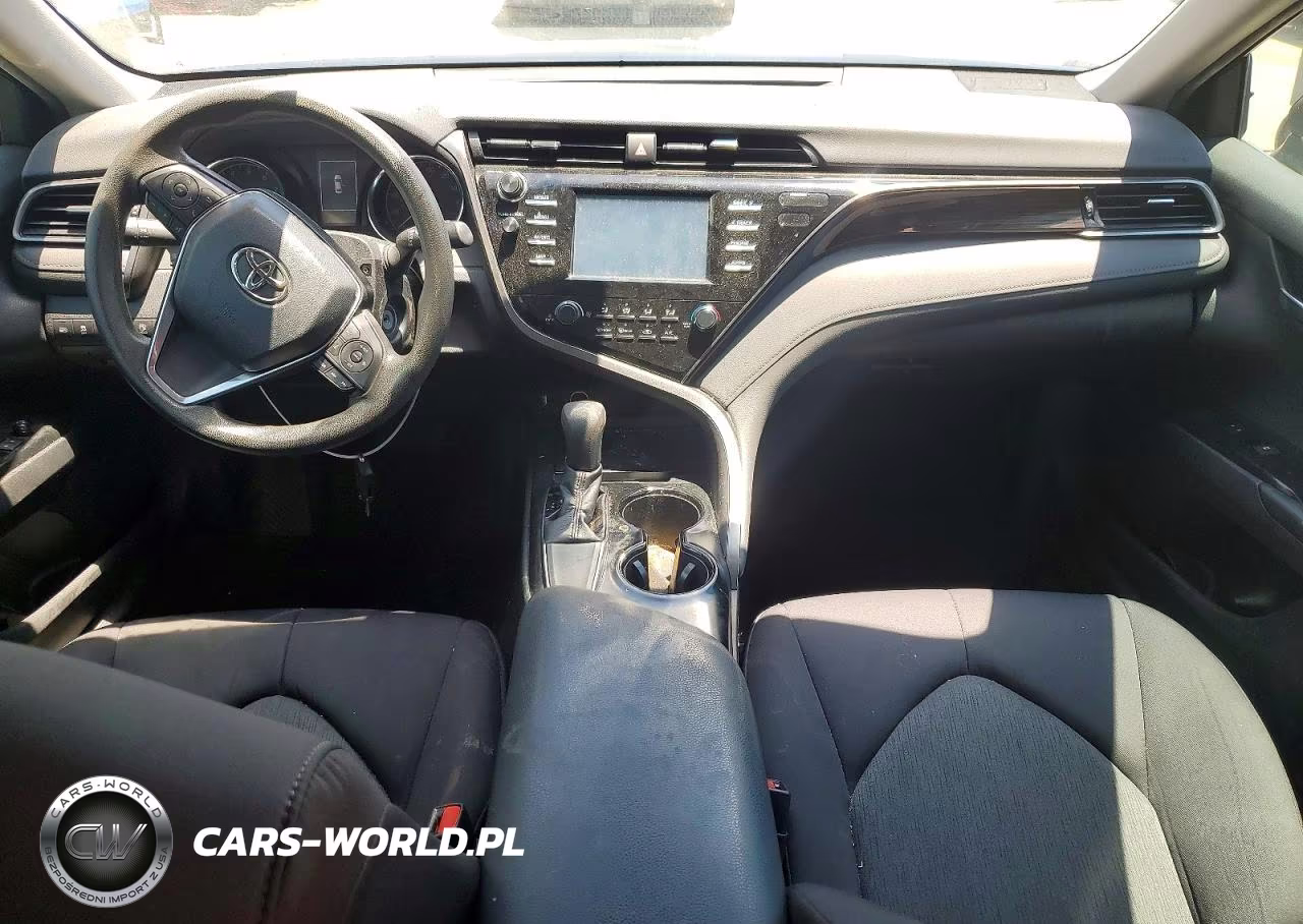 2019 Toyota Camry Le VIN:4T1B11HK7KU268889 - 8