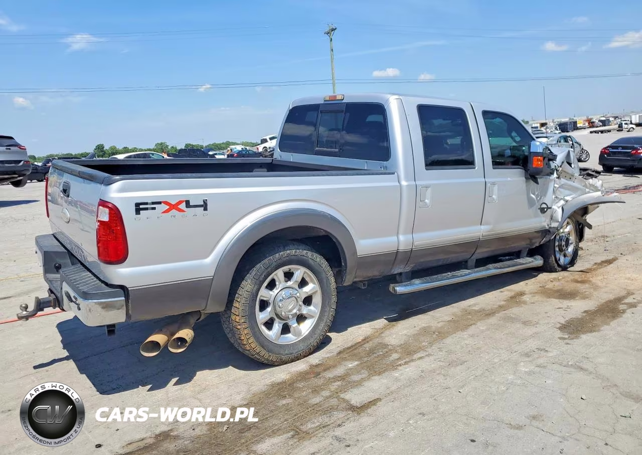 2011 Ford F250 Super Duty VIN:1FT7W2BT9BEC56871 - 3